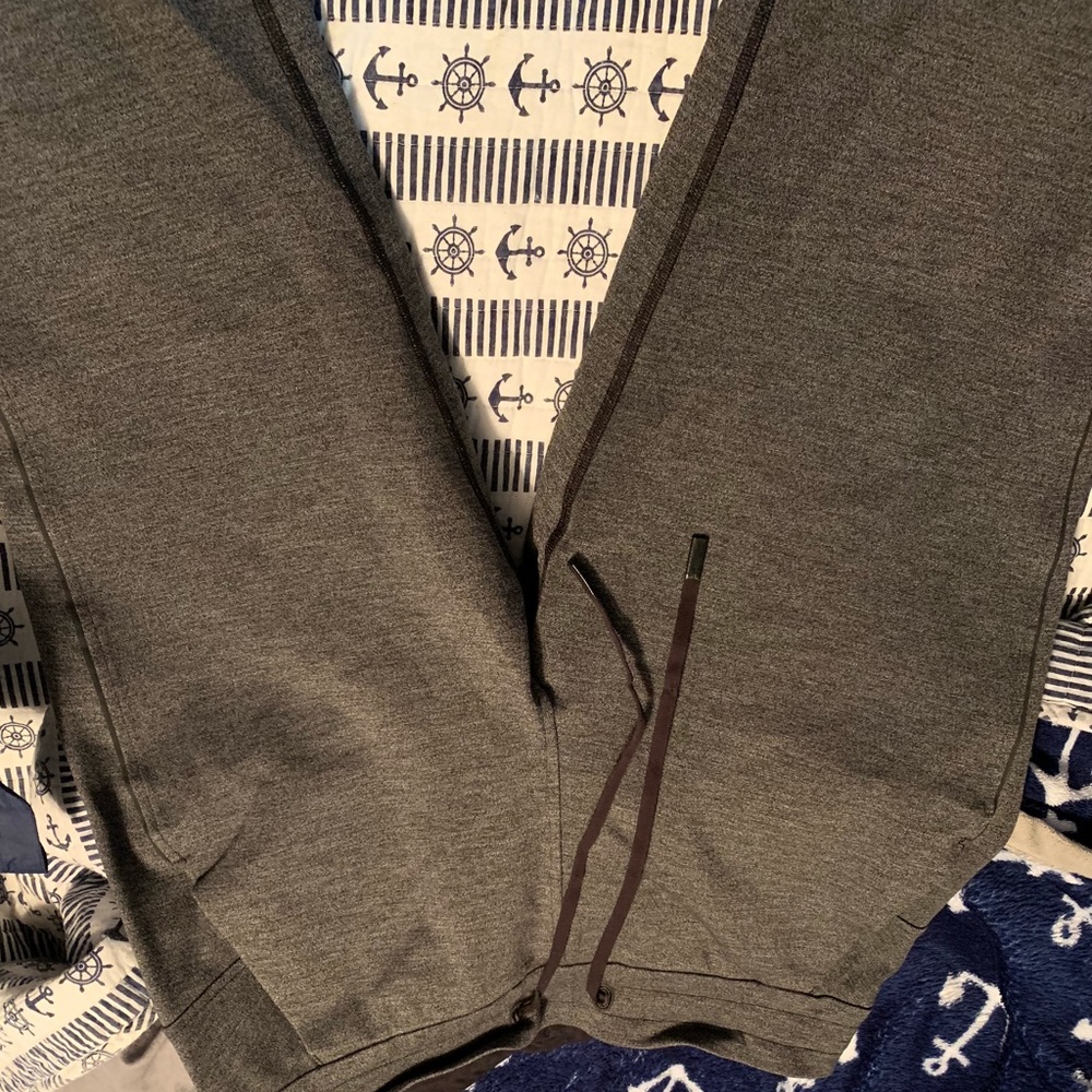 Lululemon Women’s Joggers